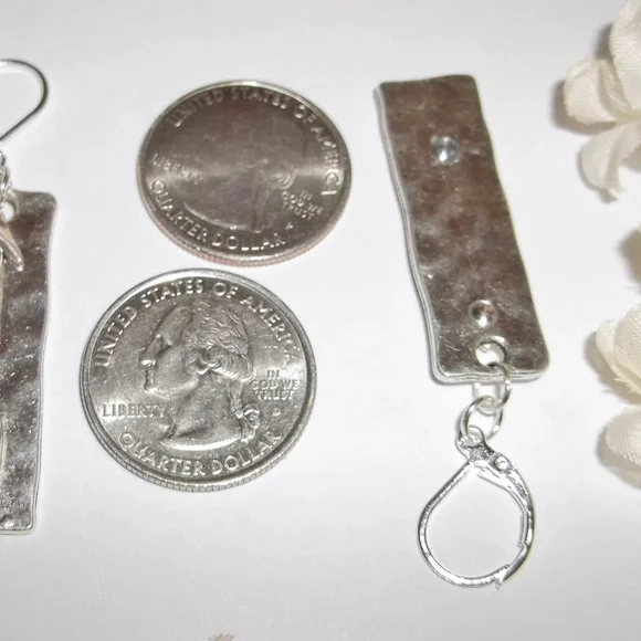 Silver Arrow Earrings Southwestern Statement Hammered Metal Western Style C903 - Picture 8 of 8